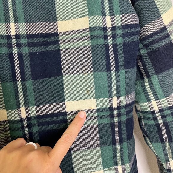 Vintage Ozark Trail Plaid Shirt Size Medium Jacket Quilted Green Navy Shacket - Picture 6 of 8